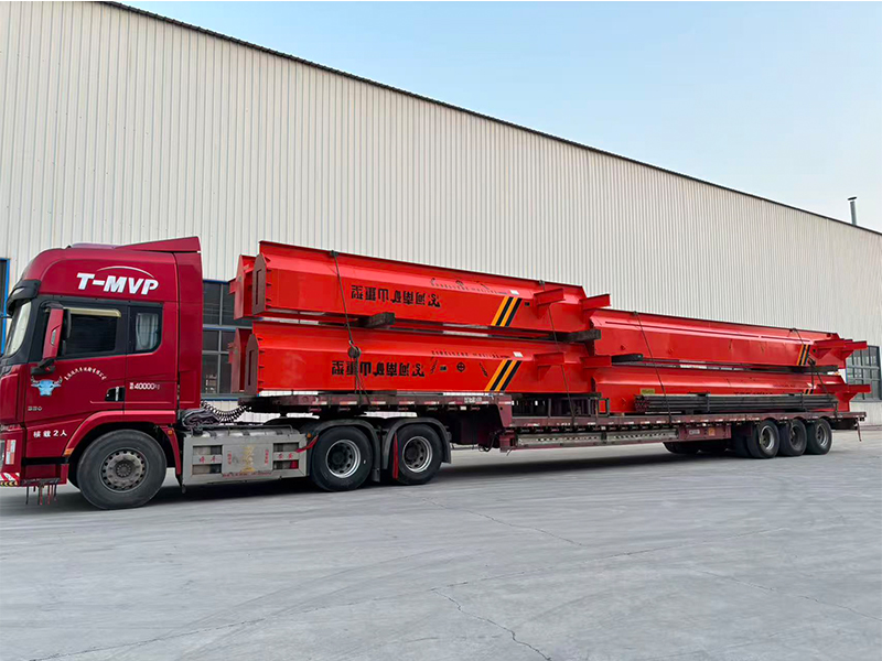 上包下花龙门 MHxh10t-18m 4台 制作完成  装车发出